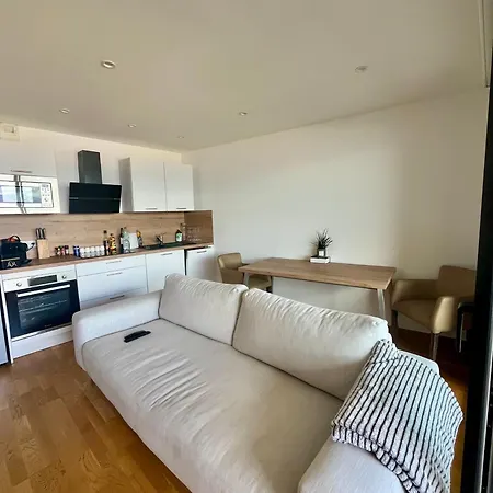 T2 Avec Vue Panoramique * Ajaccio (Corsica)